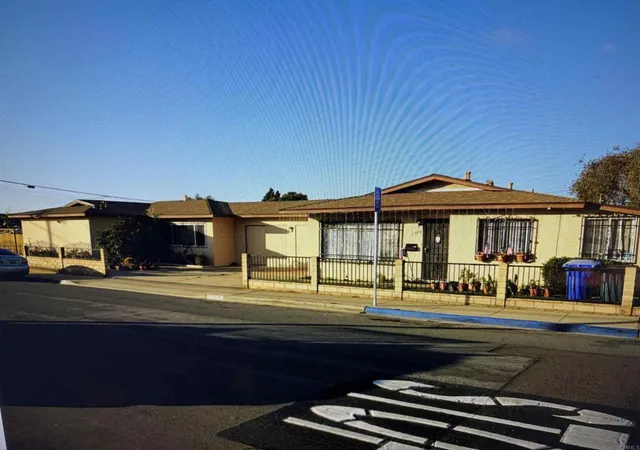 Homes for sale in Imperial Beach, CA | 1380 Fern Ave, Imperial Beach, CA 91932 | MLS# PTP2601966