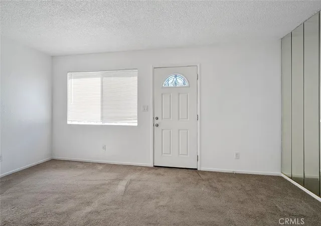 Photo 3 of Sale Pending at 1911 N Summit, Pasadena, CA 91103 | MLS# IV26055431 | Listing updated on 2026-09-30