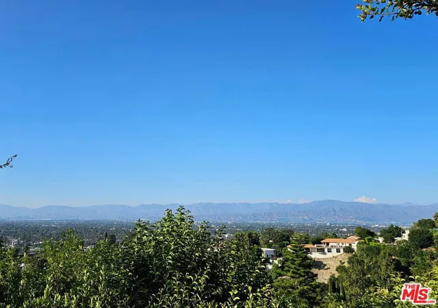 6th image of 13388 Newcomb Dr, Sherman Oaks, CA 91423 | MLS# 26664573