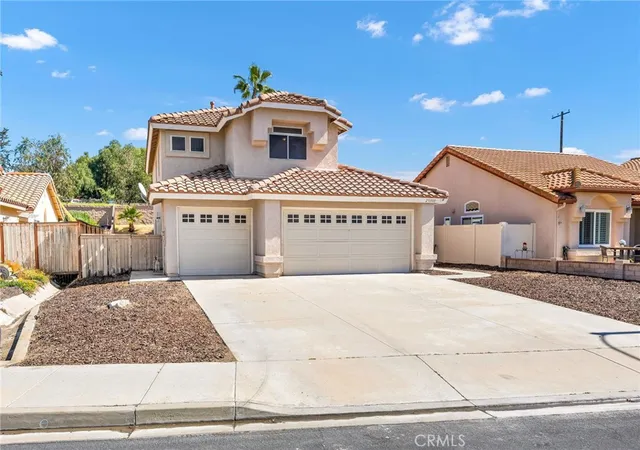 Homes for sale in Murrieta, CA | 25300 Corte Sombrero, Murrieta, CA 92563 | MLS# SW26056147