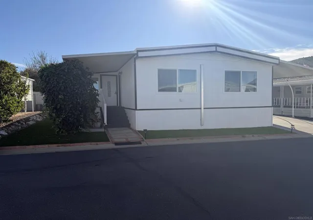 Photo 19 of Sale Pending at 15420 Olde Hwy 80 #79, El Cajon, CA 92021 | MLS# 260006050SD | Listing updated on 2026-09-30