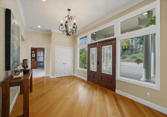 Photo 4 of Single family home for sale at 19975 Skyline Blvd, Los Gatos, CA 95033 | MLS# ML82035938 | Listing updated on 2026-10-09