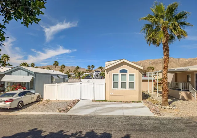 Photo 4 of Manufactured home for sale at 70200 Dillon Rd #119, Desert Hot Springs, CA 92241 | MLS# 219144799DA | Listing updated on 2026-05-26