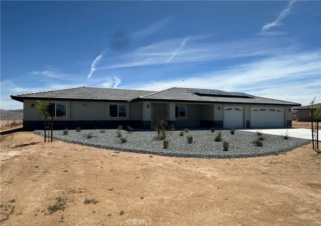 Photo 1 of Single family home for sale at 15009 Temecula Rd, Apple Valley, CA 92307 | MLS# HD26055897 | Listing updated on 2026-09-25