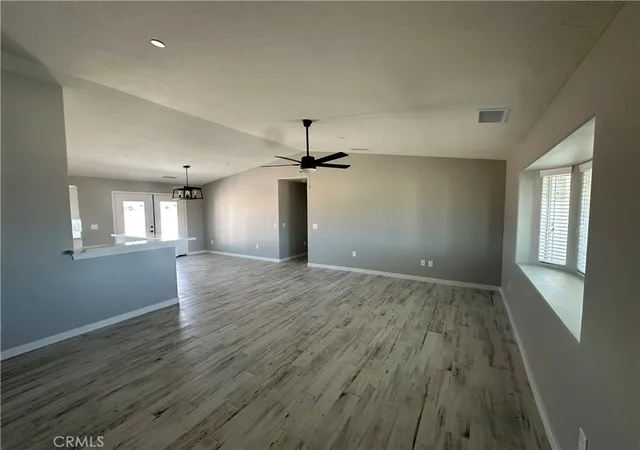 Photo 4 of Single family home for sale at 15009 Temecula Rd, Apple Valley, CA 92307 | MLS# HD26055897 | Listing updated on 2026-09-25