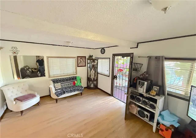 4th image of 220 E Avenue 38, Los Angeles, CA 90031 | MLS# RS26056225
