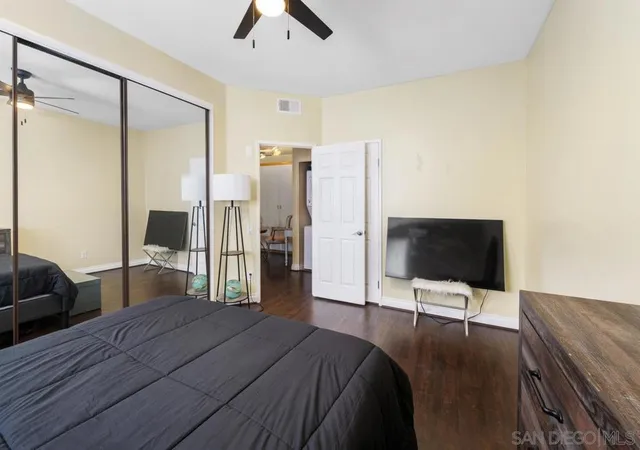 Photo 5 of Condo for sale at 4049 Carmel View Rd #75, San Diego, CA 92130 | MLS# 260006059SD | Listing updated on 2026-03-14