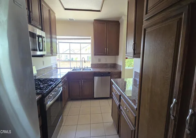 4th image of 1807 Old Ranch Rd, Camarillo, CA 93012 | MLS# V1-35187