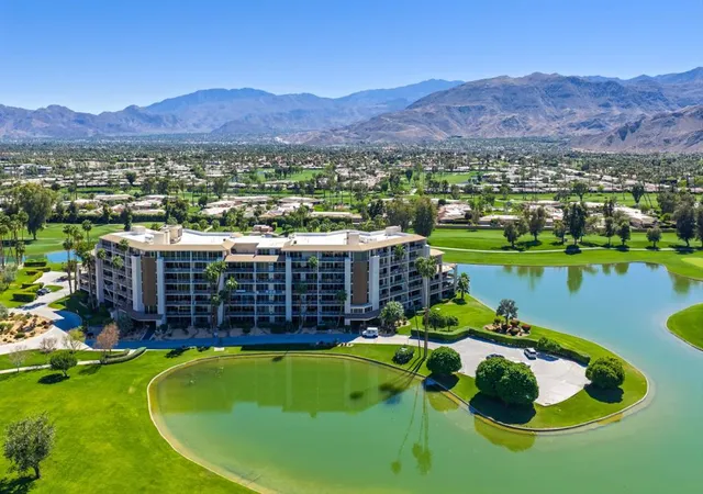 2nd image of 899 Island Dr, Rancho Mirage, CA 92270