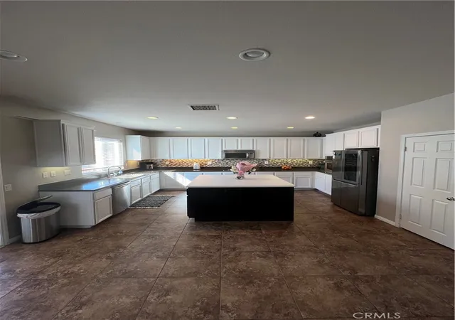 Homes for sale in Hesperia, CA | 12971 Fawnskin, Hesperia, CA 92344 | MLS# PW26056437