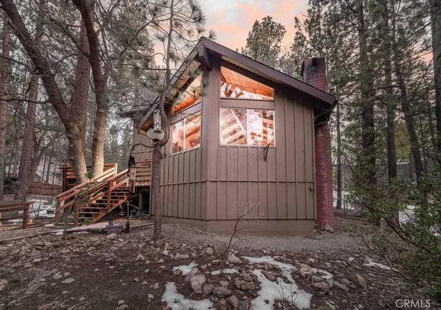 Photo 2 of Single family home for sale at 41789 Comstock, Big Bear Lake, CA 92315 | MLS# IG26056391 | Listing updated on 2026-10-05