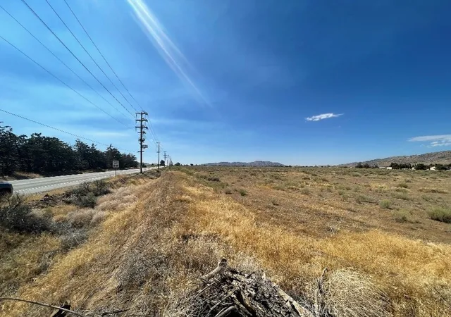 5th image of 15000 Highline Rd, Tehachapi, CA 93561 | MLS# SR26056292