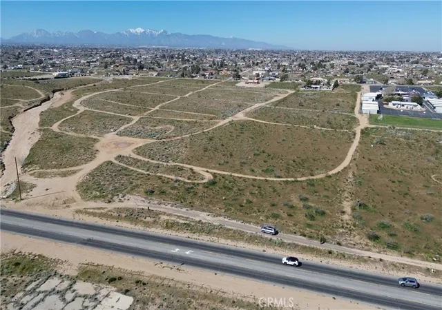 2nd image of 22153 Hesperia Rd, Hesperia, CA 92345 | MLS# HD26055988