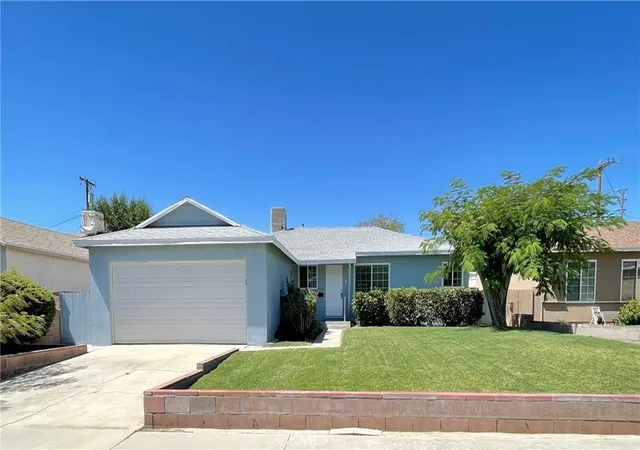 2nd image of 1015 W Avenue J7, Lancaster, CA 93534 | MLS# SR26056335