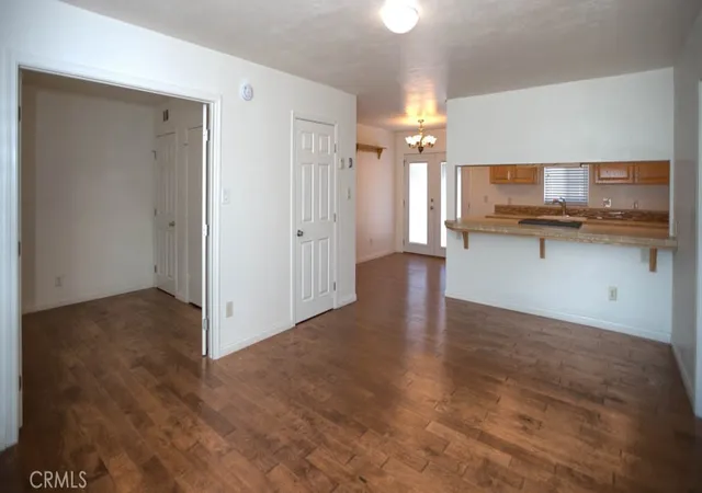 5th image of 1015 W Avenue J7, Lancaster, CA 93534 | MLS# SR26056335