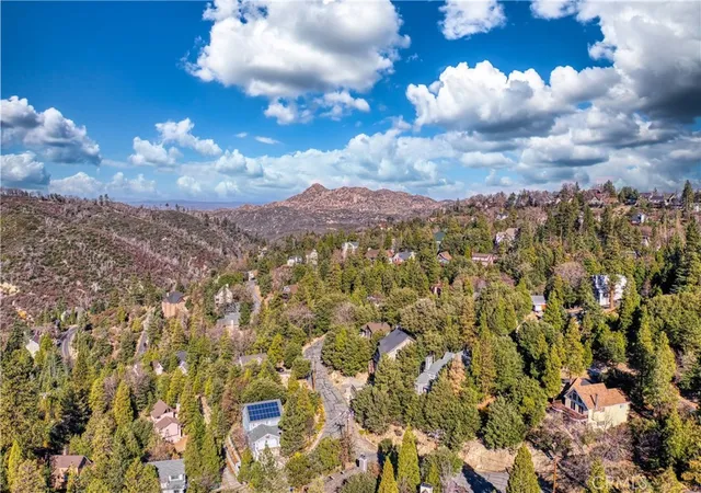 35th image of 863 Grass Valley, Lake Arrowhead, CA 92352 | MLS# IG26056320