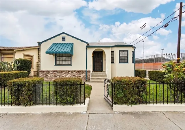 Photo 1 of Single family home for sale at 1305 S Cabrillo, San Pedro, CA 90731 | MLS# PW26051132 | Listing updated on 2026-09-30