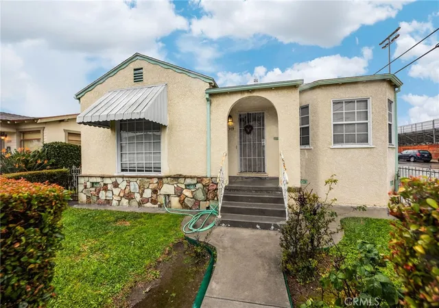 Photo 2 of Single family home for sale at 1305 S Cabrillo, San Pedro, CA 90731 | MLS# PW26051132 | Listing updated on 2026-09-30