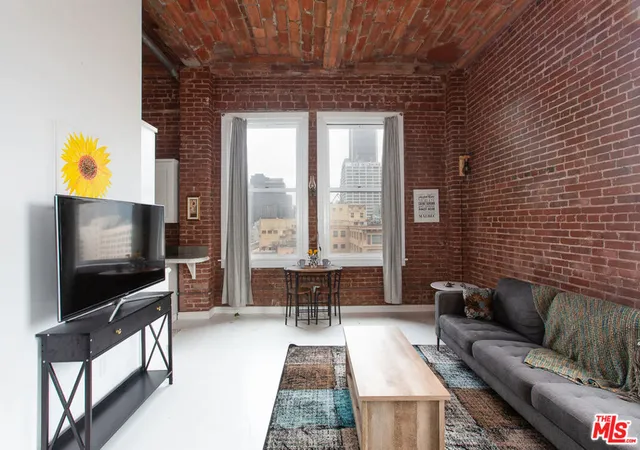 Photo 2 of Condo for sale at 215 W 7th Street #1301, Los Angeles, CA 90014 | MLS# 26664907 | Listing updated on 2026-09-11