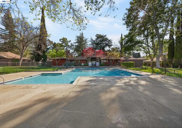 Homes for sale in Concord, CA | 5497 Roundtree Dr #D, Concord, CA 94521 | MLS# 41127348