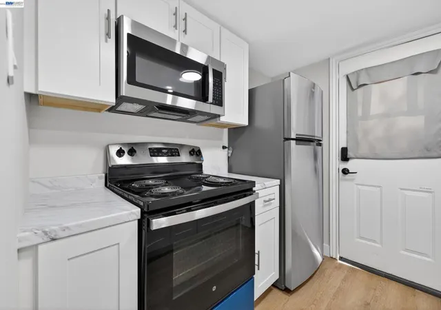 Photo 3 of Townhouse for sale at 5497 Roundtree Dr #D, Concord, CA 94521 | MLS# 41127348 | Listing updated on 2026-07-13