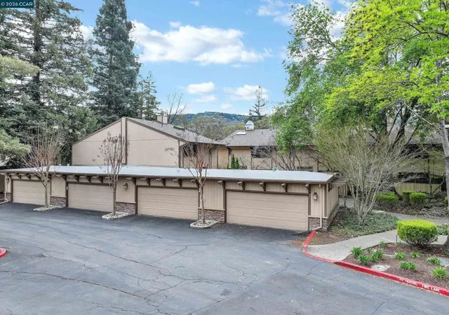 Homes for sale in Alamo, CA | 188 Alamo Sq, Alamo, CA 94507 | MLS# 41127352