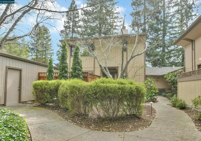 Homes for sale in Alamo, CA | 188 Alamo Sq, Alamo, CA 94507 | MLS# 41127352