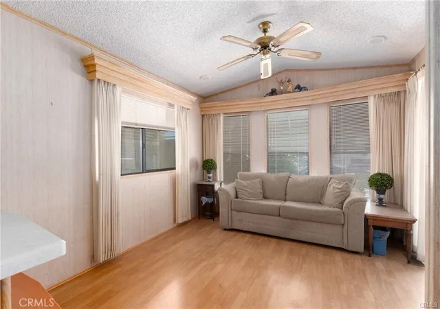 Photo 2 of Sale Pending at 1295 S Cawston Ave #87, Hemet, CA 92545 | MLS# SW26056939 | Listing updated on 2026-10-06