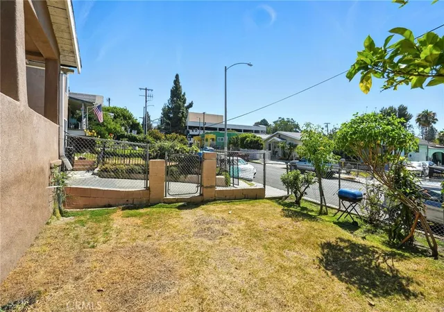 4th image of 1151 Cornwell St, Los Angeles, CA 90033 | MLS# SR26057016