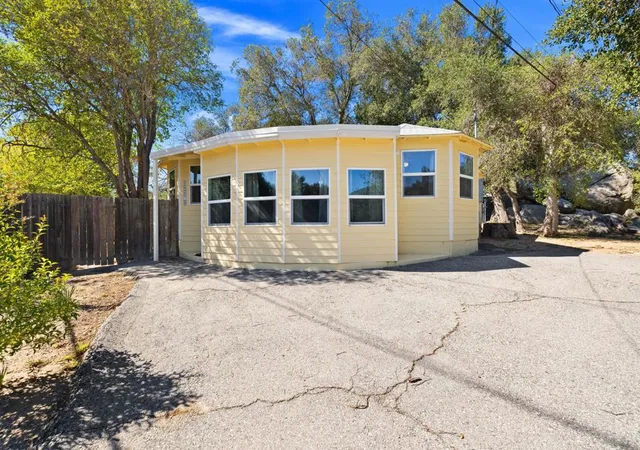 Photo 1 of Single family home for sale at 18670 Cryer Dr, Banning, CA 92220 | MLS# 219144881PS | Listing updated on 2026-09-17