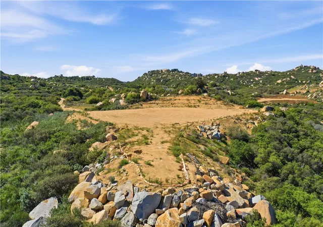 Photo 2 of Land for sale at 41591 Corte Vista Gusta, Murrieta, CA 92562 | MLS# SW26056341 | Listing updated on 2026-09-30