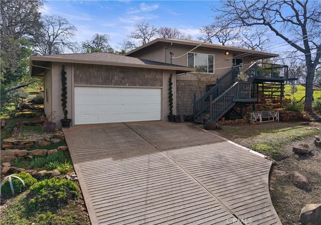 Photo 2 of Single family home for sale at 17444 Meadow View Dr, Hidden Valley Lake, CA 95467 | MLS# LC26057246 | Listing updated on 2026-10-01