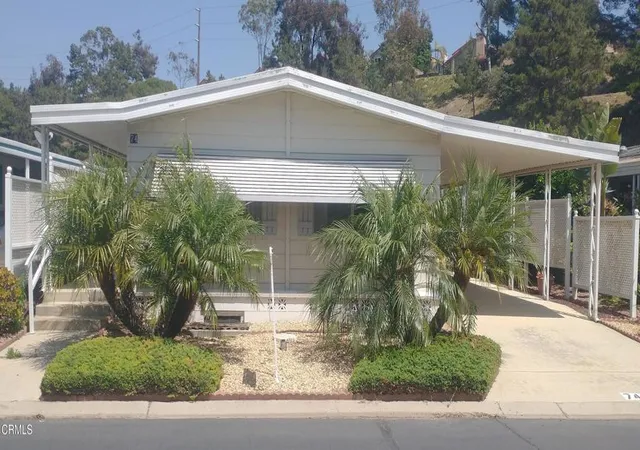Homes for sale in Camarillo, CA | 74 Caleta Dr #162, Camarillo, CA 93012 | MLS# V1-35202