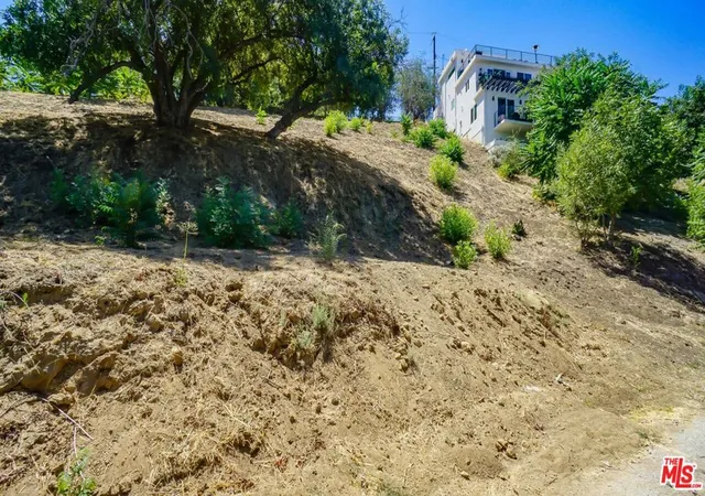 Photo 4 of Land for sale at 452 Beech St, Los Angeles, CA 90065 | MLS# 26665199 | Listing updated on 2026-04-17