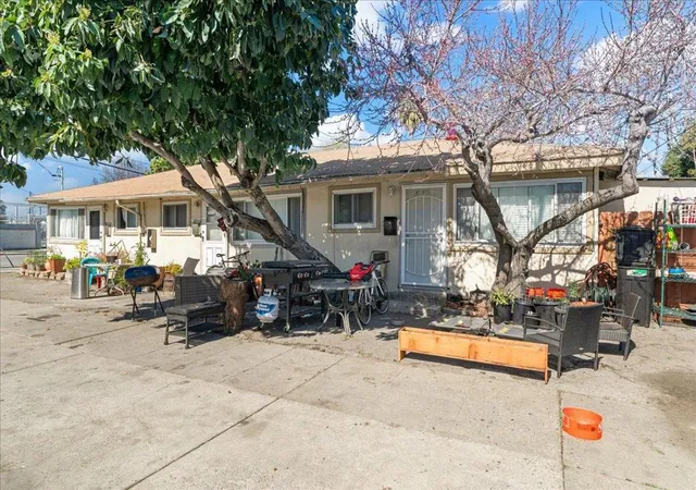 Homes for sale in San Jose, CA | 697 Hamline St, San Jose, CA 95110 | MLS# ML82038888
