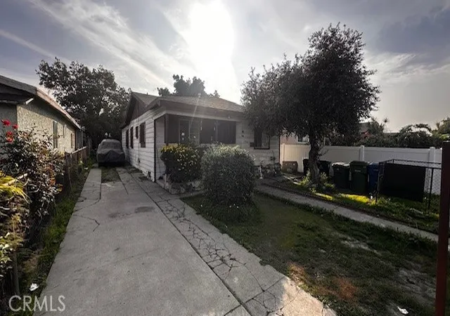 2nd image of 124 W 99th, Los Angeles, CA 90003 | MLS# MB26044084
