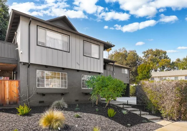 2nd image of 172 Permanente Wy, Mountain View, CA 94041 | MLS# ML82038891