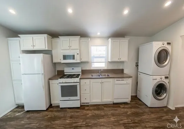 Homes for sale in Santa Ana, CA | 2767 W 1St #12, Santa Ana, CA 92703 | MLS# PW26052049