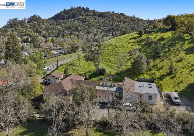 1st image of 179 Los Ranchitos Rd, San Rafael, CA 94903 | MLS# 41127432