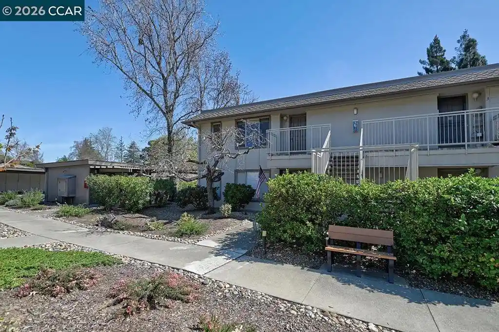 Listing Photo 1 - Condo for sale in 1312 Skycrest Dr located at 1312 Skycrest Dr, Walnut Creek, CA 94595 - Unit 1312 Skycrest Dr