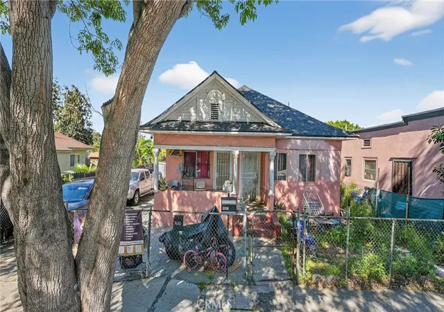 4th image of 3631 Trinity St, Los Angeles, CA 90011 | MLS# DW26052764