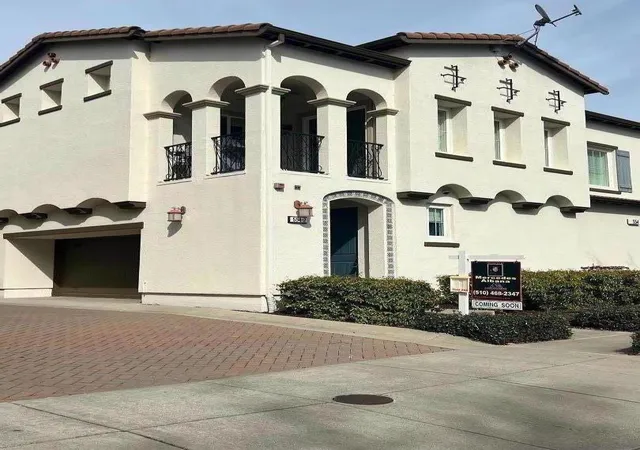 Homes for sale in Livermore, CA | 554 Dovecote Ln #2, Livermore, CA 94551 | MLS# ML82038526