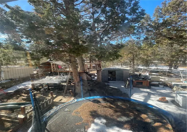 Homes for sale in Sugarloaf, CA | 662 Riverside, Sugarloaf, CA 92386 | MLS# IV26057778