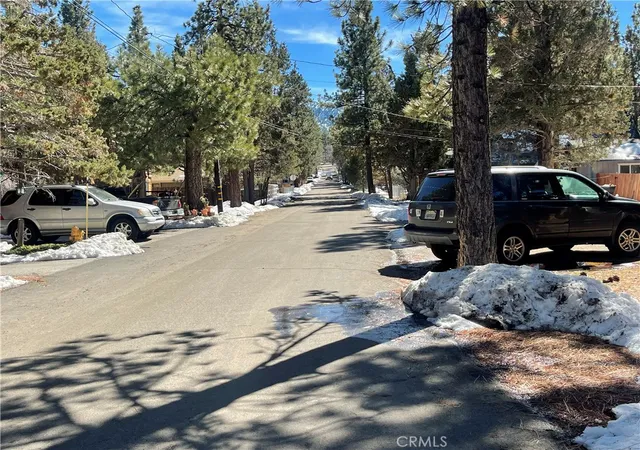 Homes for sale in Sugarloaf, CA | 662 Riverside, Sugarloaf, CA 92386 | MLS# IV26057778