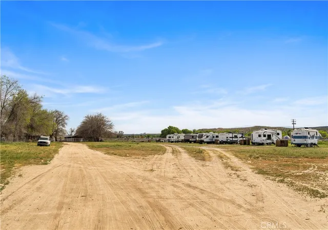 4th image of 14433 Roy Rogers Ranch, Oro Grande, CA 92368 | MLS# OC26057779