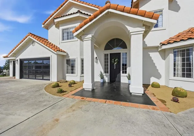 3rd image of 2852 Conestoga Court, Alpine, CA 91901 | MLS# NDP2602492