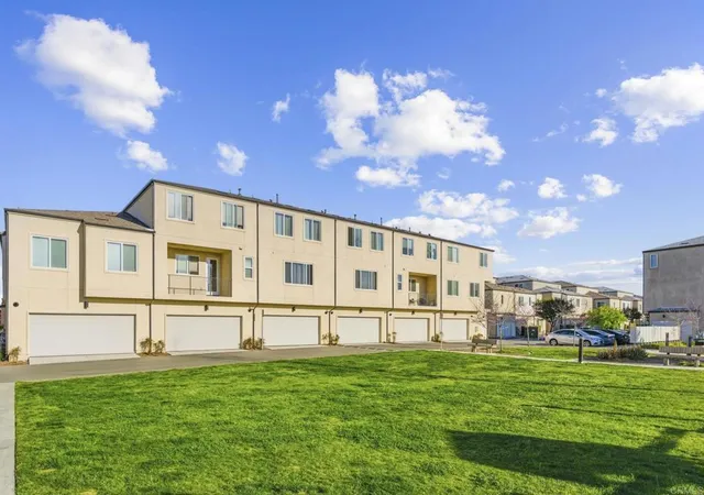 Homes for sale in San Diego, CA | 5284 Beachfront Cove St #246, San Diego, CA 92154 | MLS# NDP2602497