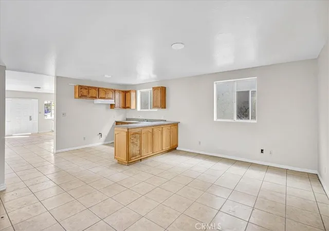 5th image of 2039 W Florence, Los Angeles, CA 90047 | MLS# MB26057931