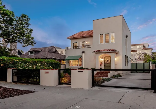 1st image of 4022 Willowcrest Ave, Studio City, CA 91604 | MLS# SR26056870