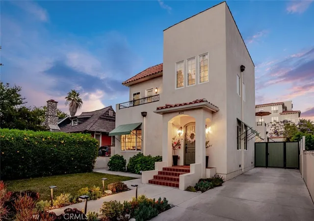 2nd image of 4022 Willowcrest Ave, Studio City, CA 91604 | MLS# SR26056870